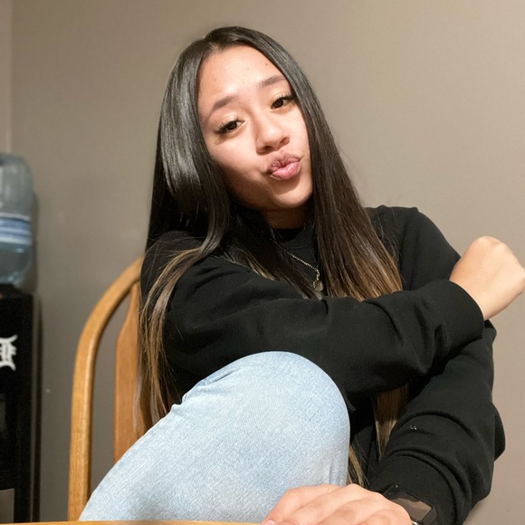 Meet your Posher, Samantha - Picture 1 of 1